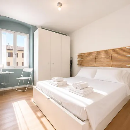 In The Center Of Varazze, 2 Minutes From The Sea Apartmán *