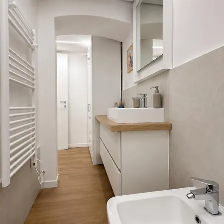 In The Center Of Varazze, 2 Minutes From The Sea *